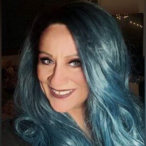 Meet your Posher, Deborah